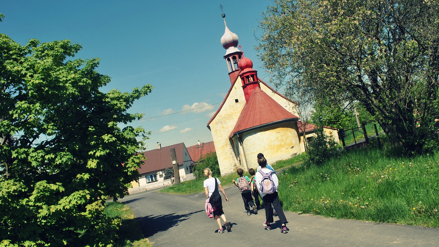 křížov